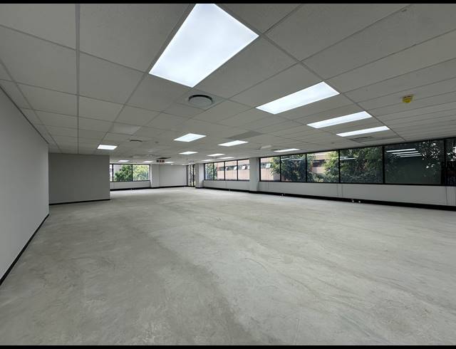 417M² OFFICE TO LET IN SANDTON CENTRAL